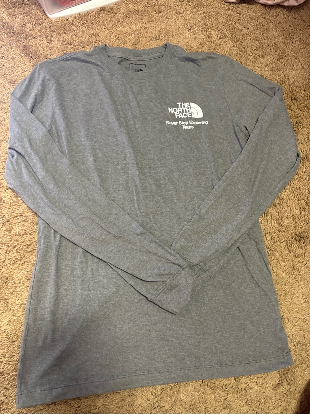 The North Face Men’s Long Sleeve Shirt - Gray with Red Texas Graphic - Picture 4 of 5